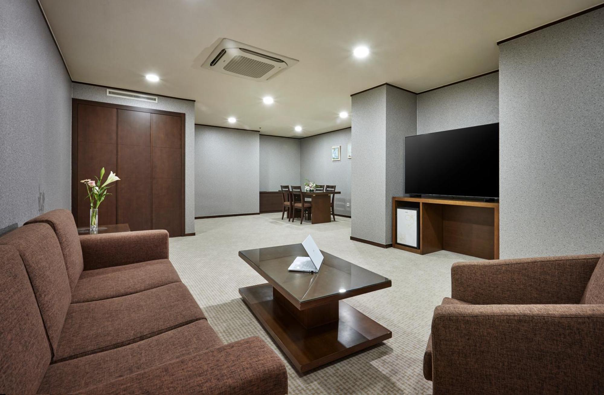 Hotel Interciti Ντέτζον Εξωτερικό φωτογραφία