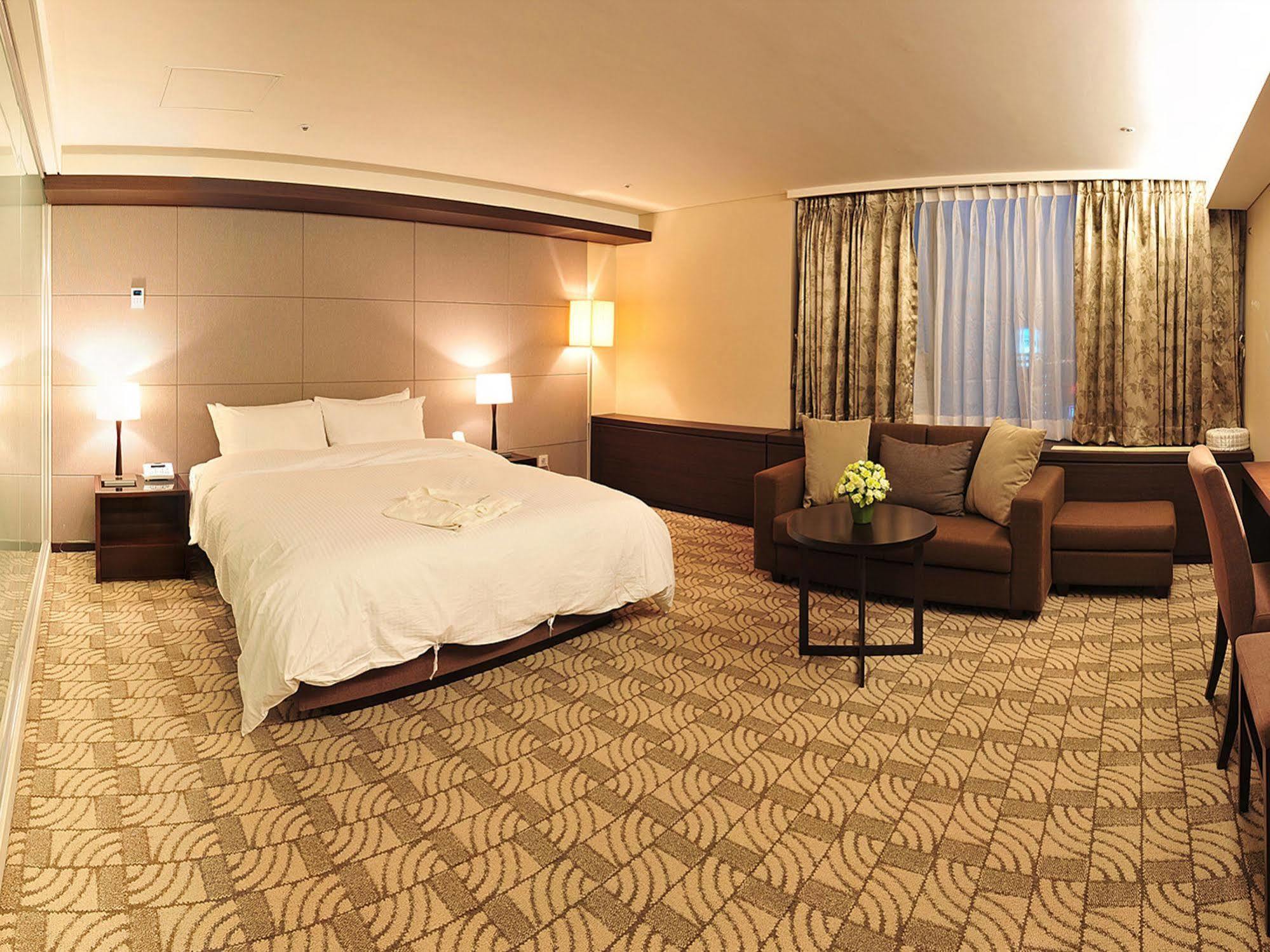 Hotel Interciti Ντέτζον Εξωτερικό φωτογραφία